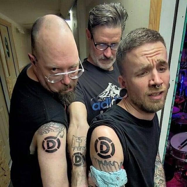 disassturbator band member