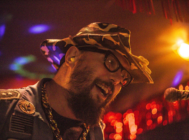 disassturbator band member