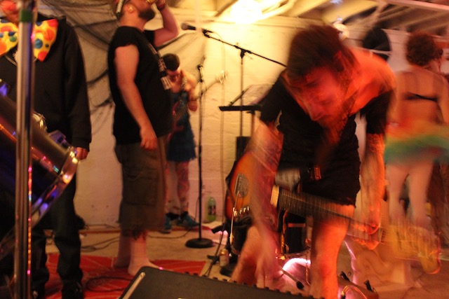 disassturbator band member