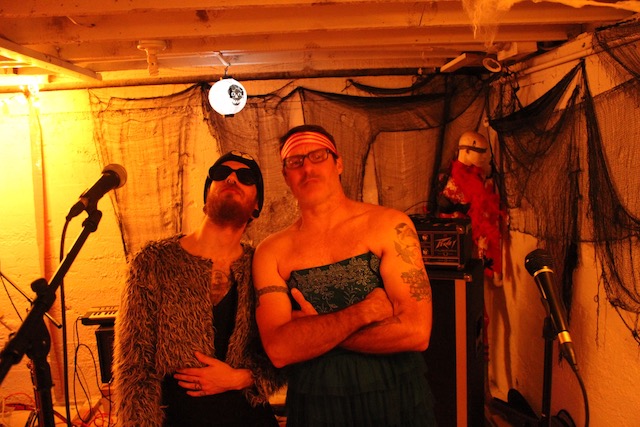 disassturbator band member